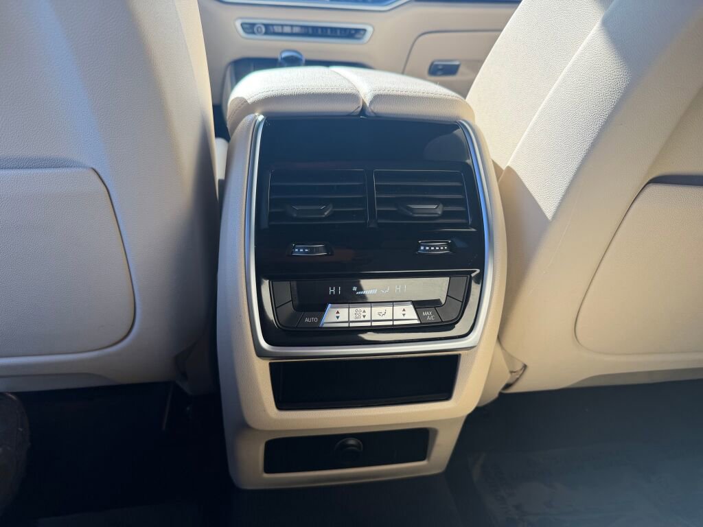 Used 2020 BMW X5 sDrive40i w/ Premium Package RWD image 23