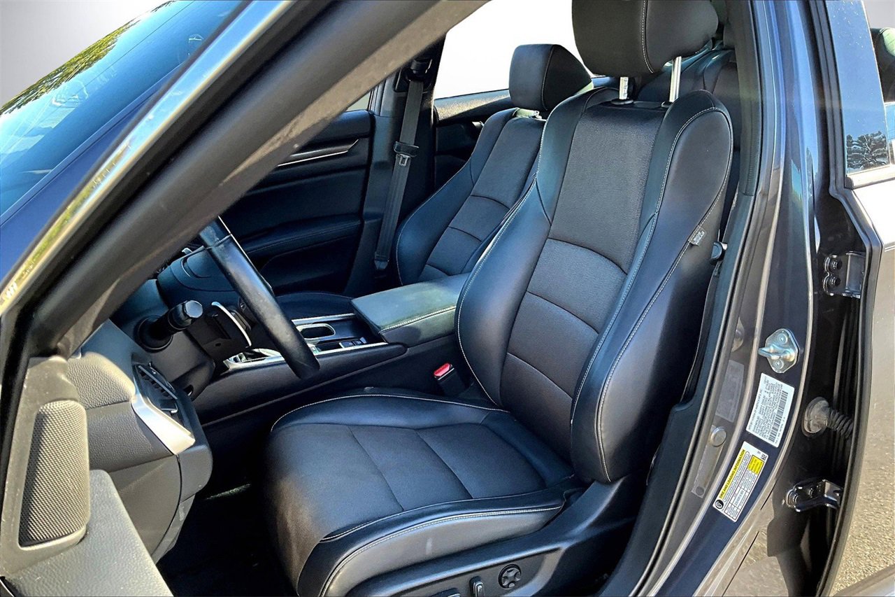 Used 2018 Honda Accord Sport image 19