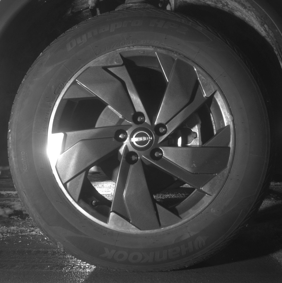 Used 2025 Nissan Rogue SV image 13