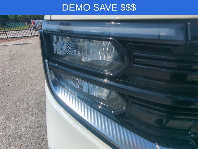 New 2026 Ford Expedition Max Platinum w/ Driver's Package AWD/4WD image 11