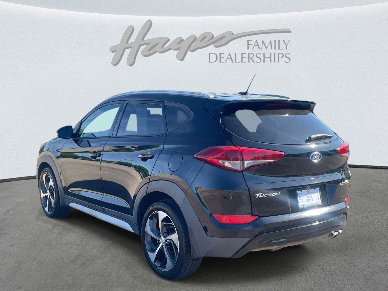 Used 2017 Hyundai Tucson Sport image 6
