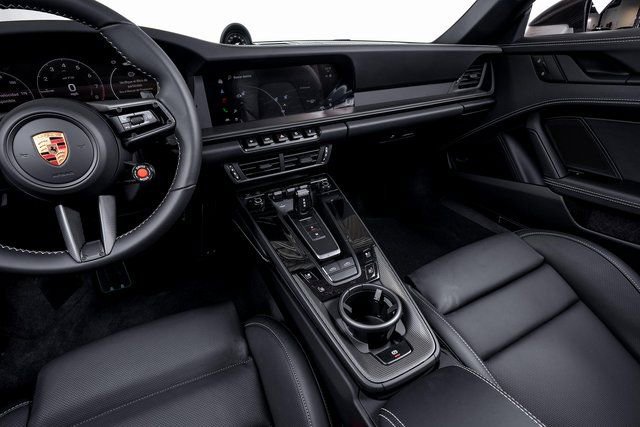 Certified 2026 Porsche 911 Targa 4 GTS image 28