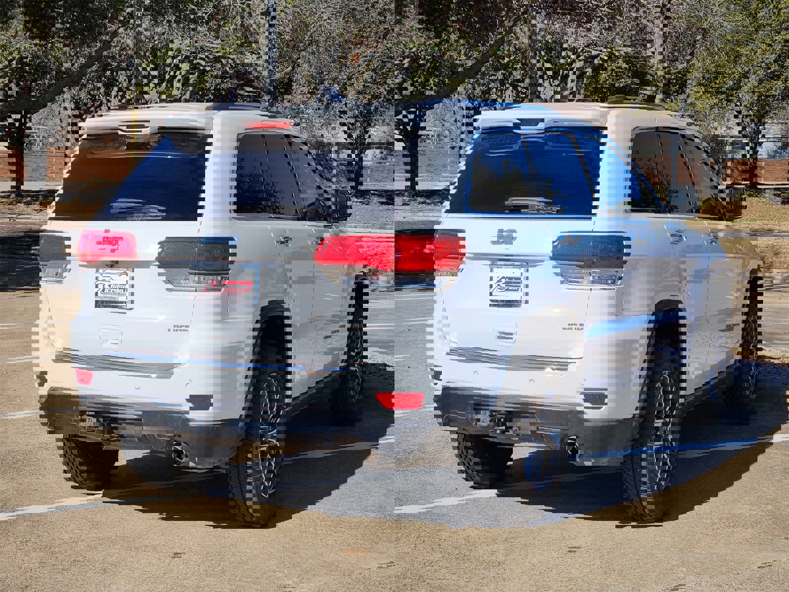 Used 2019 Jeep Grand Cherokee Limited image 6