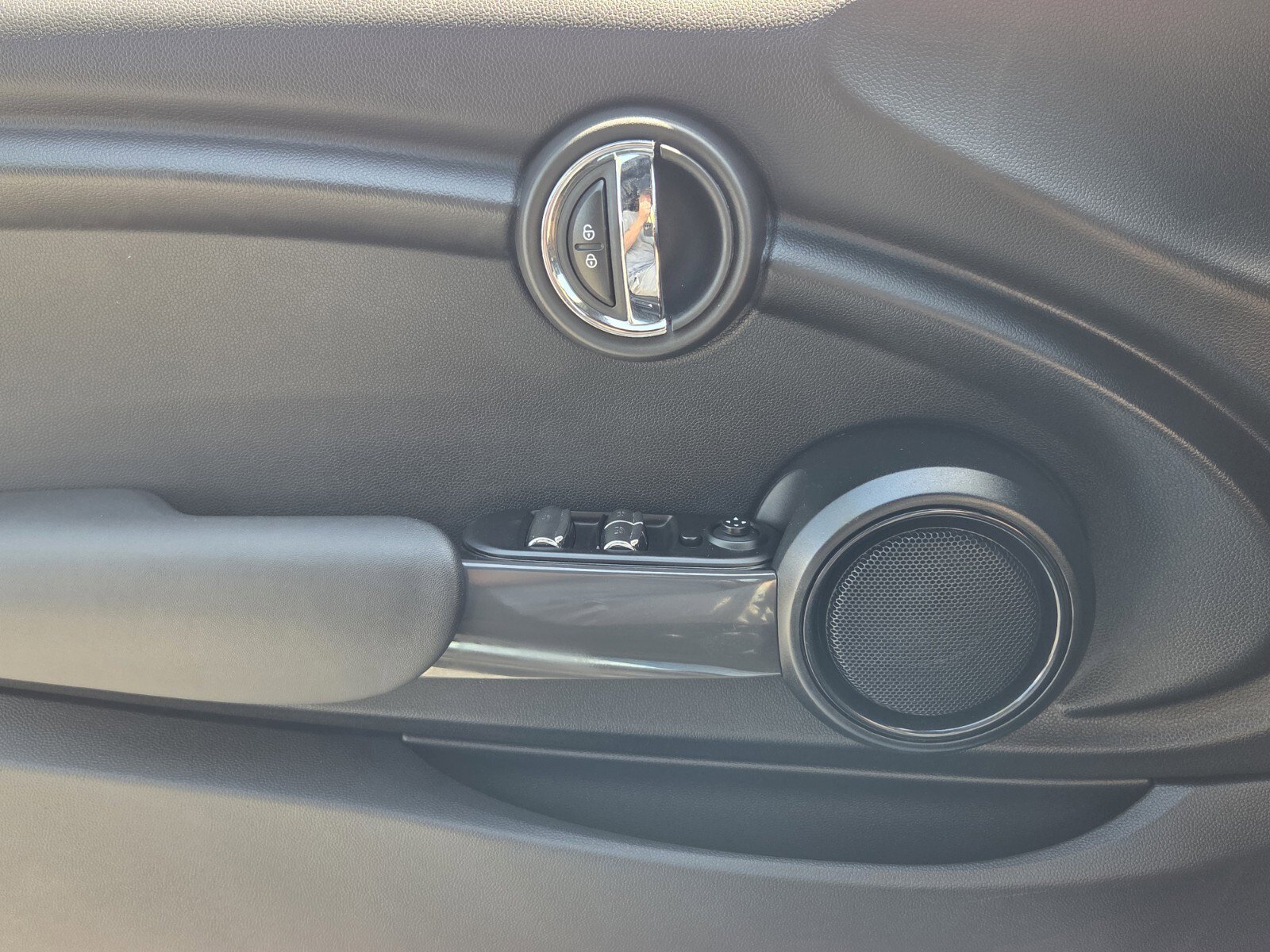 Used 2021 MINI Cooper Convertible image 20