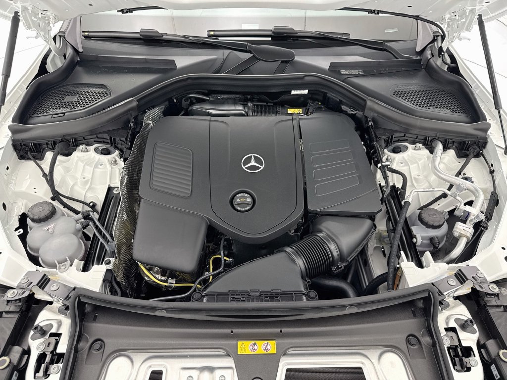 Certified 2026 Mercedes-Benz GLC 300 image 27