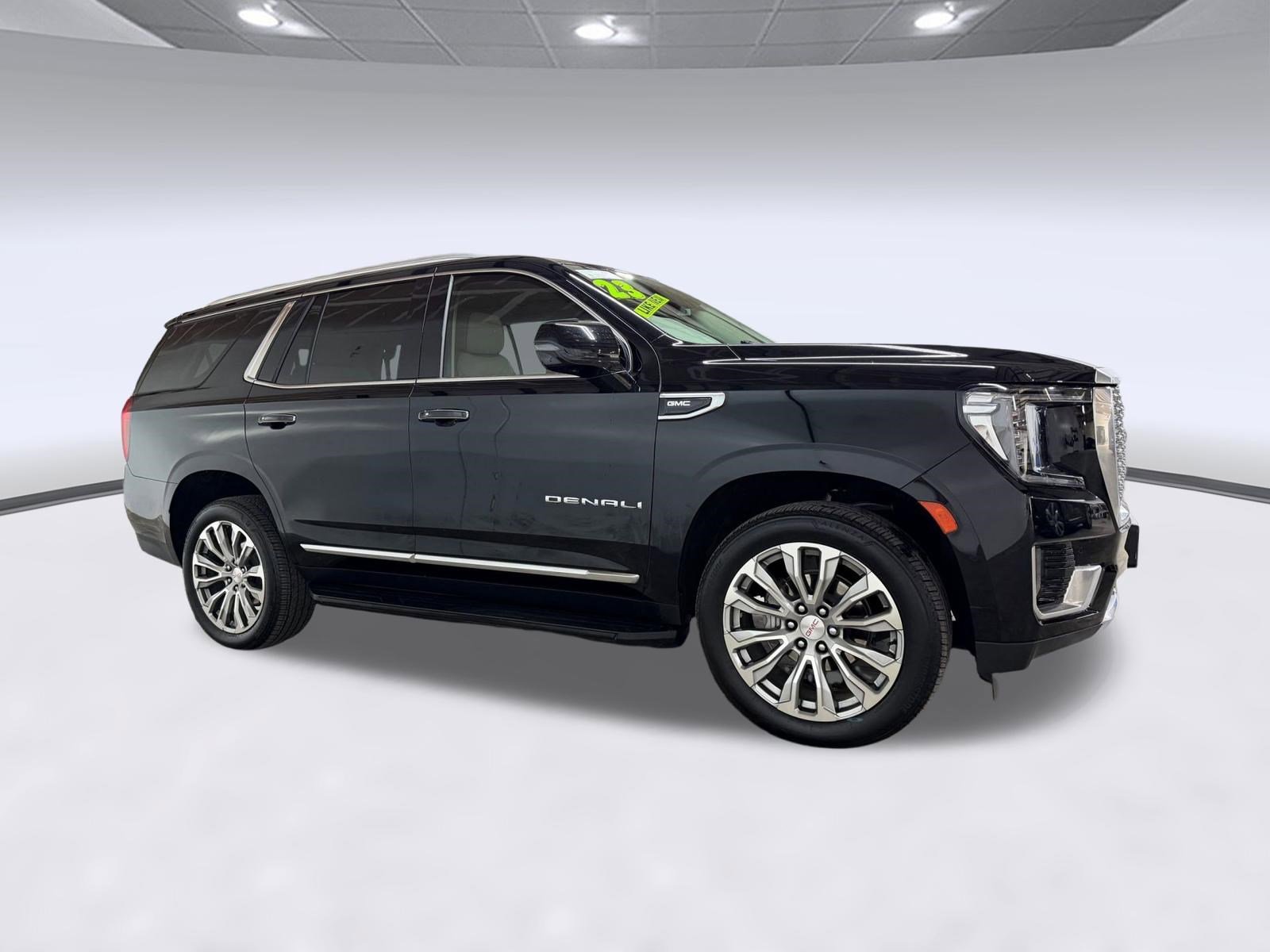 Used 2023 GMC Yukon Denali AWD/4WD image 7