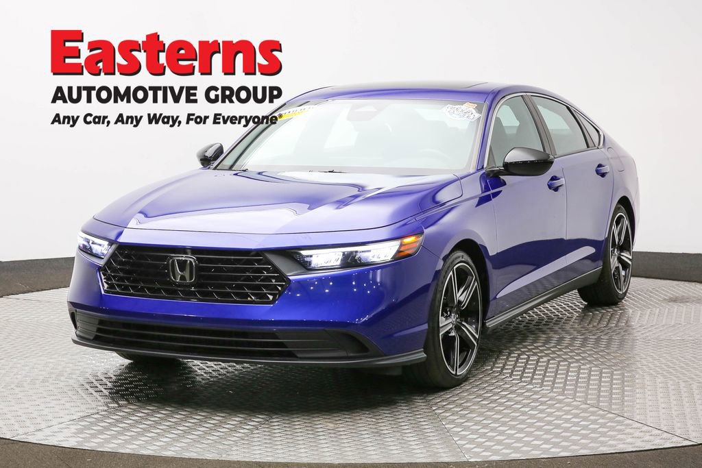 Used 2024 Honda Accord Sport image 1