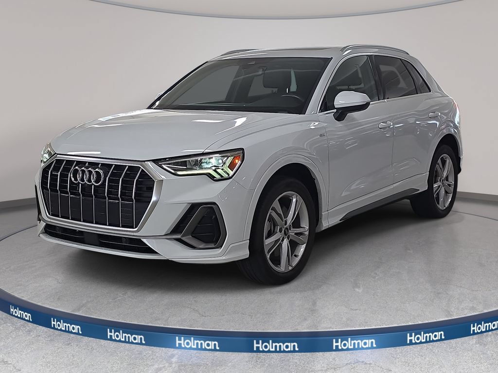 Used 2022 Audi Q3 2.0T Premium Plus w/ Premium Plus Package AWD/4WD image 1