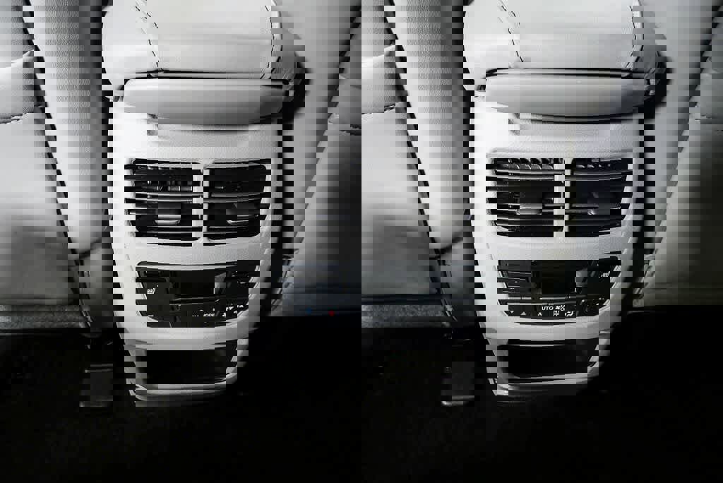 Used 2017 Acura MDX SH-AWD w/ Advance Package image 23