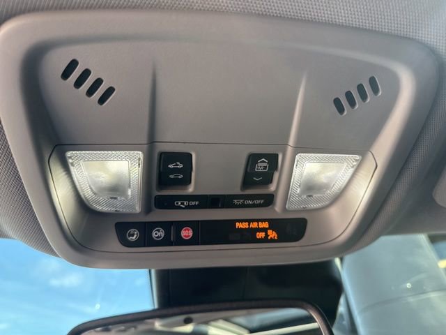 Used 2022 Chevrolet Malibu Premier image 24