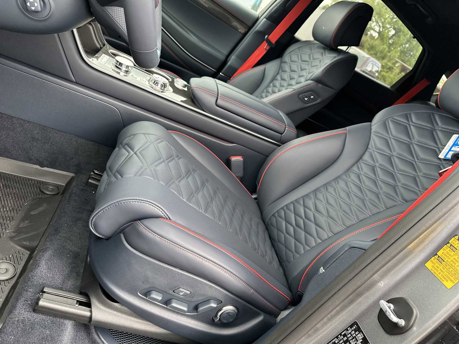 New 2026 Genesis GV80 3.5T e-SC AWD/4WD image 9
