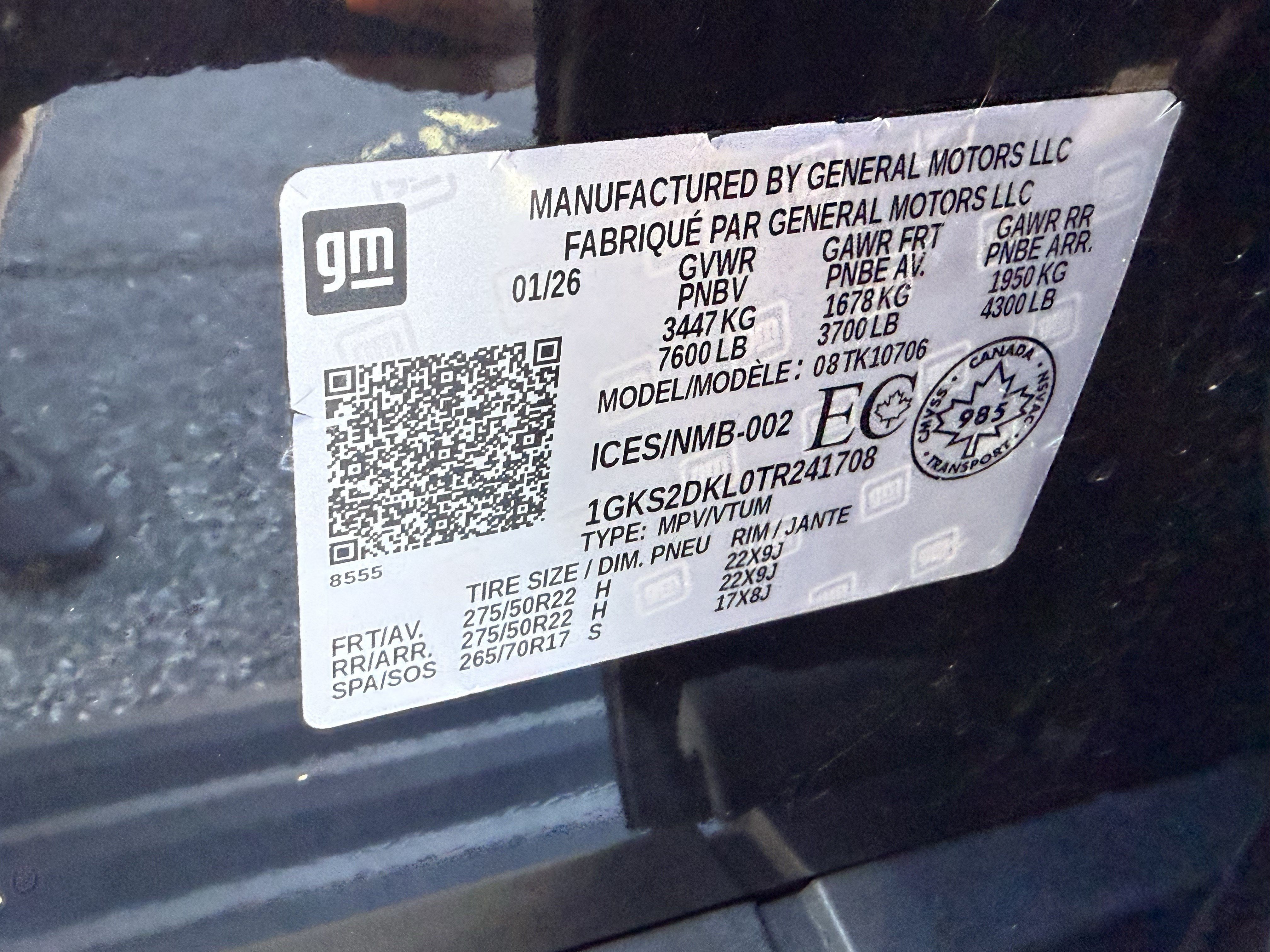 Used 2026 GMC Yukon Denali w/ Sun & Power Step Package AWD/4WD image 38