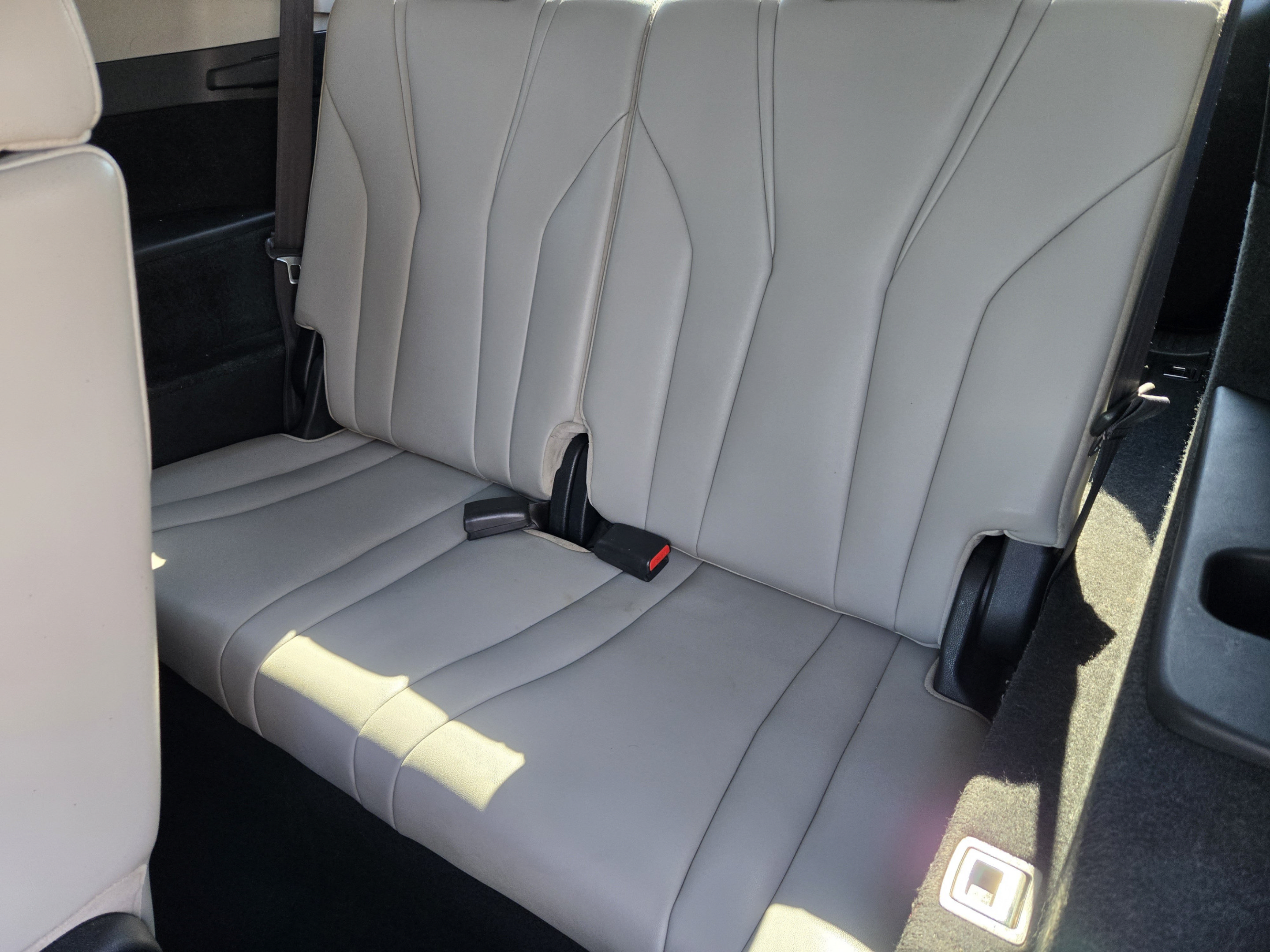 Used 2022 Acura MDX w/ Technology Package FWD image 30