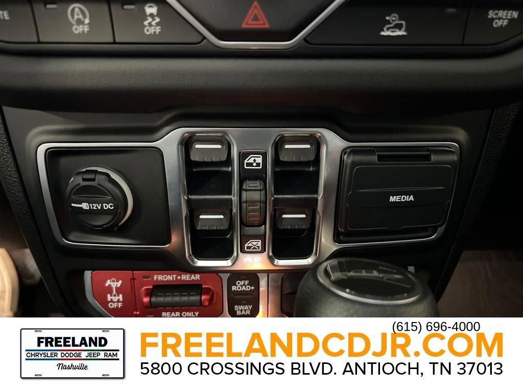 New 2025 Jeep Gladiator Rubicon w/ Convenience Group image 24