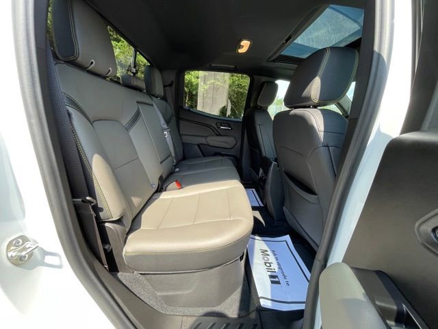 Used 2025 Chevrolet Colorado ZR2 w/ Technology Package image 25