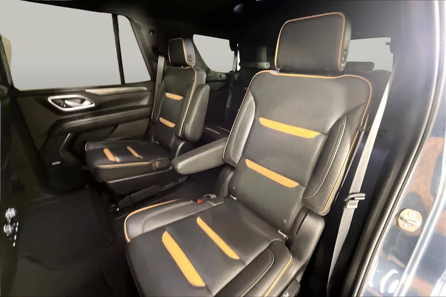 Used 2021 GMC Yukon AT4 w/ AT4 Premium Plus Package AWD/4WD image 19
