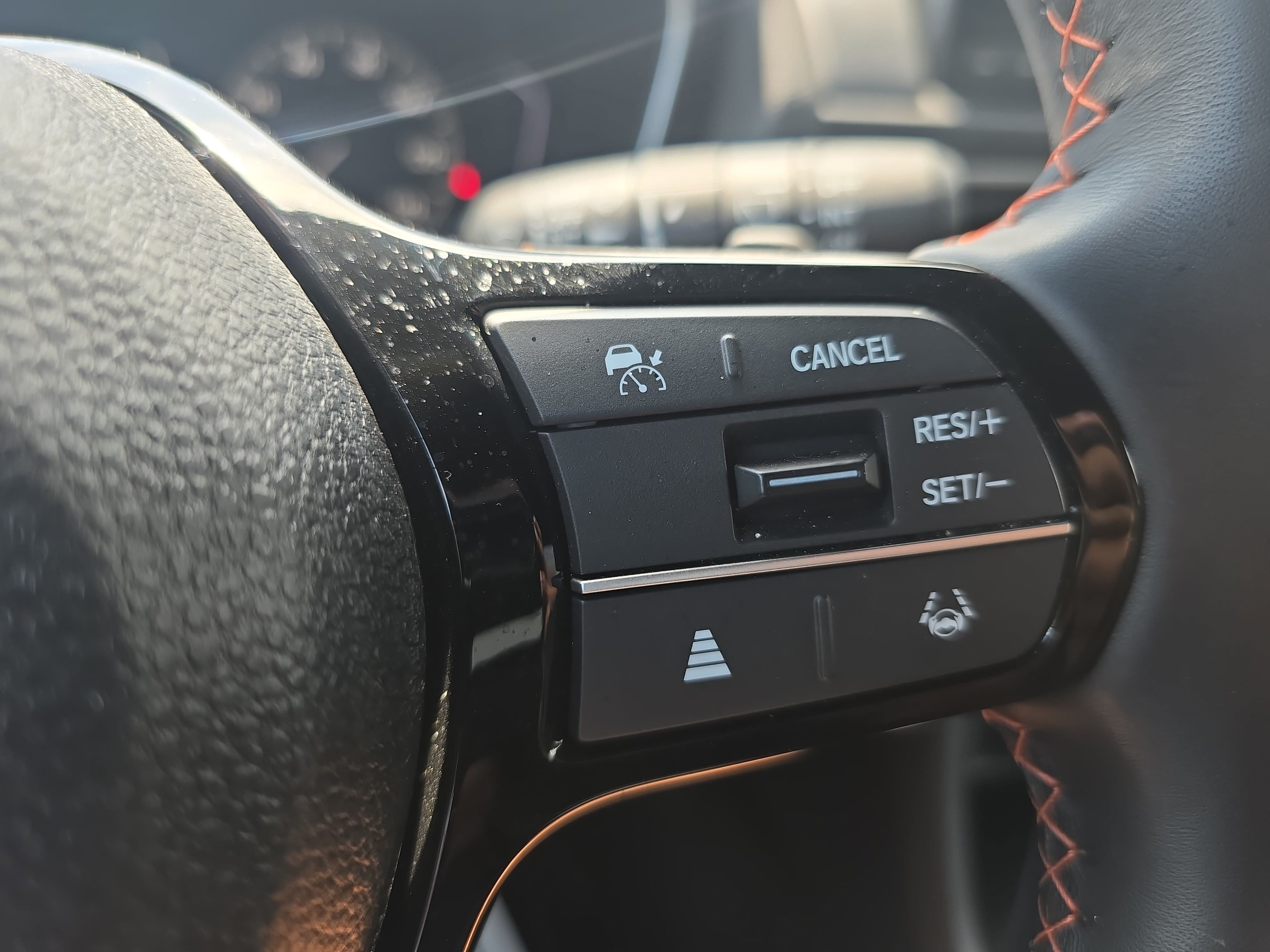 Used 2025 Honda Pilot Sport image 19