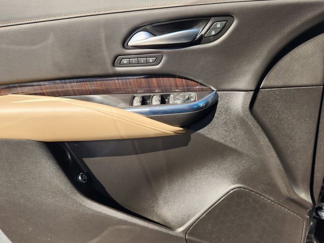 Used 2024 Cadillac XT4 Premium Luxury image 22