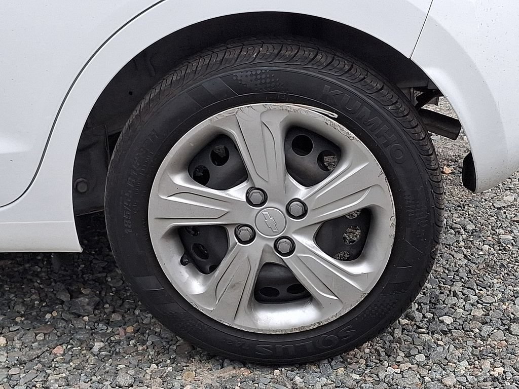 Certified 2021 Chevrolet Spark LS FWD image 15