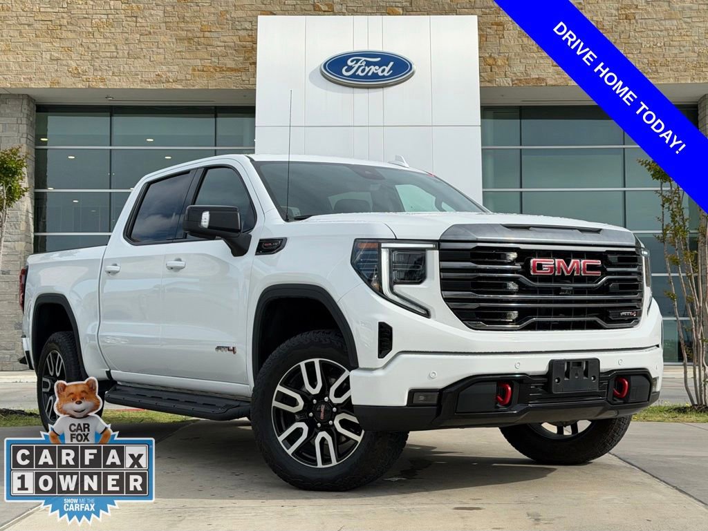 Used 2024 GMC Sierra 1500 AT4 w/ Technology Package AWD/4WD image 1