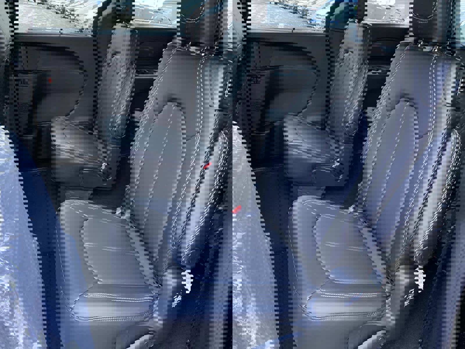 New 2026 Chrysler Pacifica Select image 7