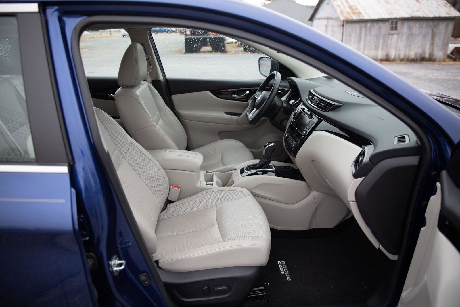 Used 2021 Nissan Rogue Sport SL w/ Premium Package image 24