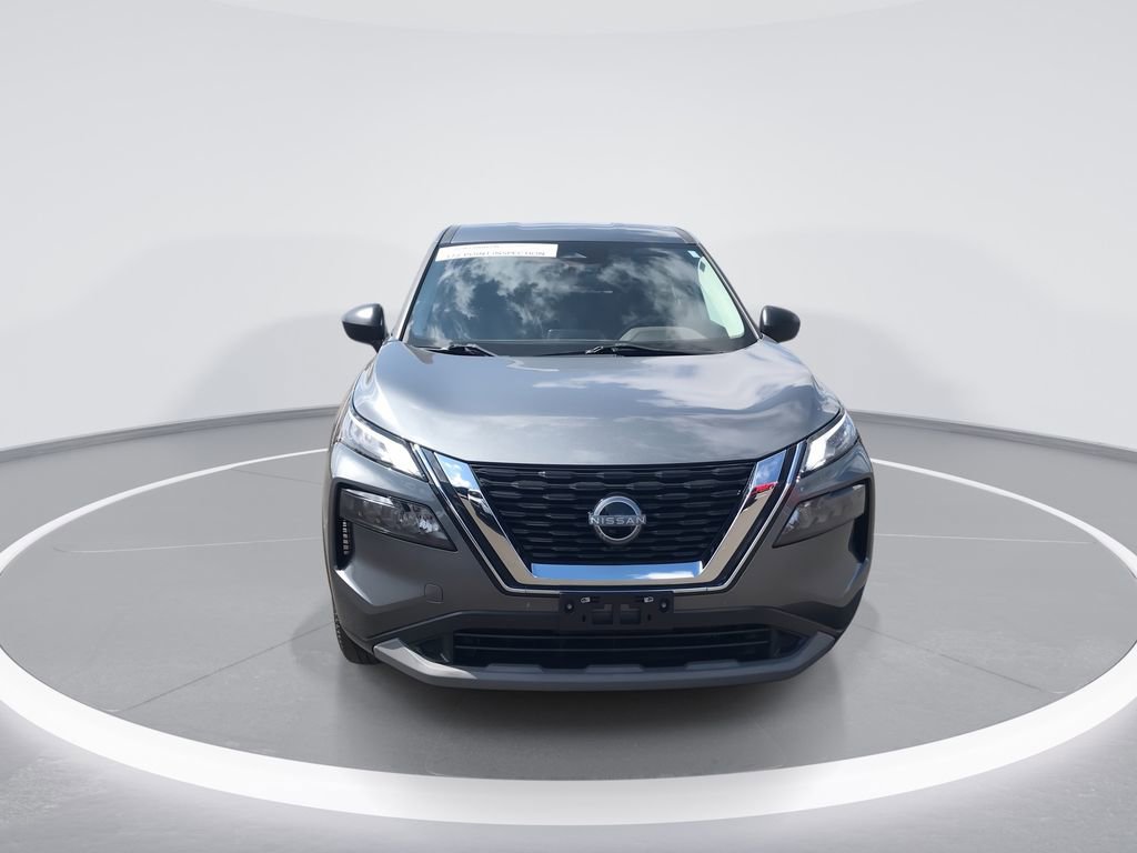 Used 2023 Nissan Rogue S AWD/4WD image 3