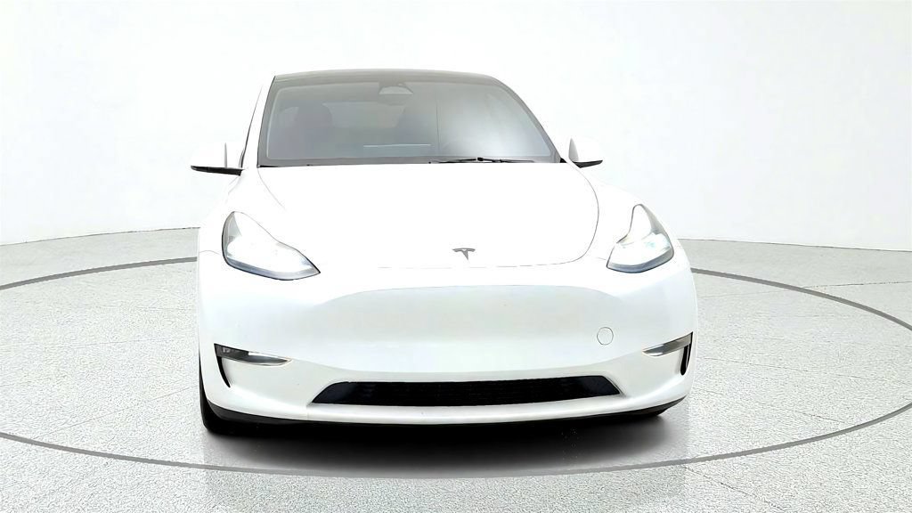Used 2023 Tesla Model Y Performance AWD/4WD image 2
