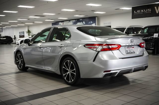 Used 2019 Toyota Camry SE w/ Audio Package FWD image 8