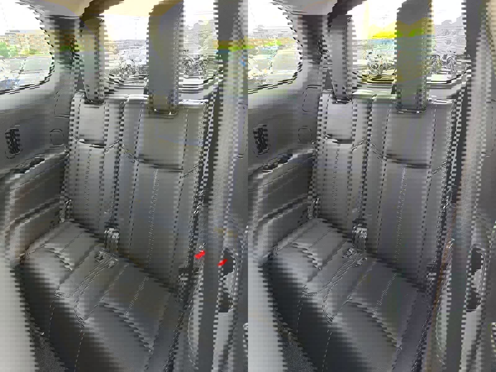 Used 2014 Nissan Pathfinder SL w/ Cargo Package FWD image 34