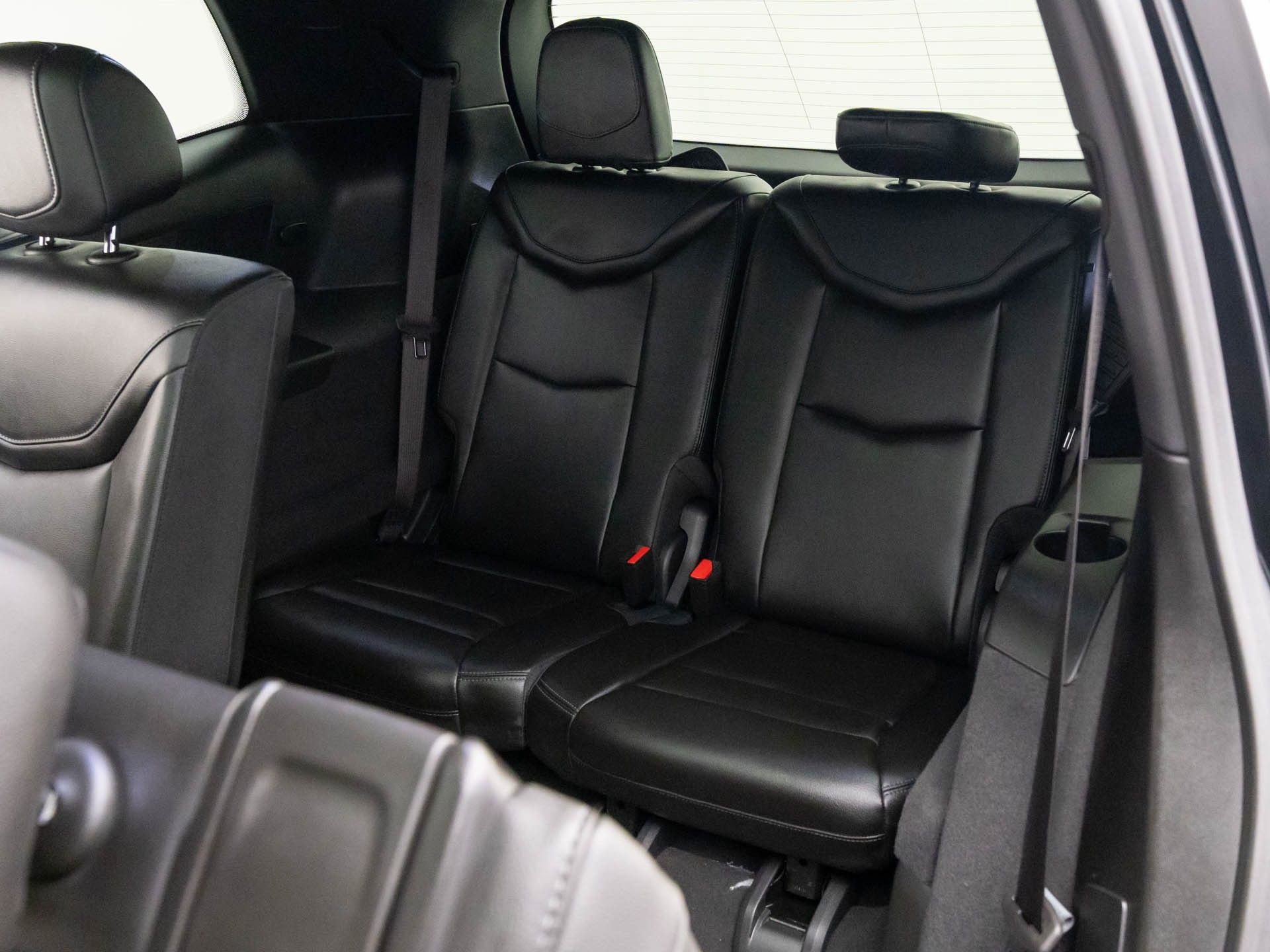 New 2025 Cadillac XT6 Luxury image 17