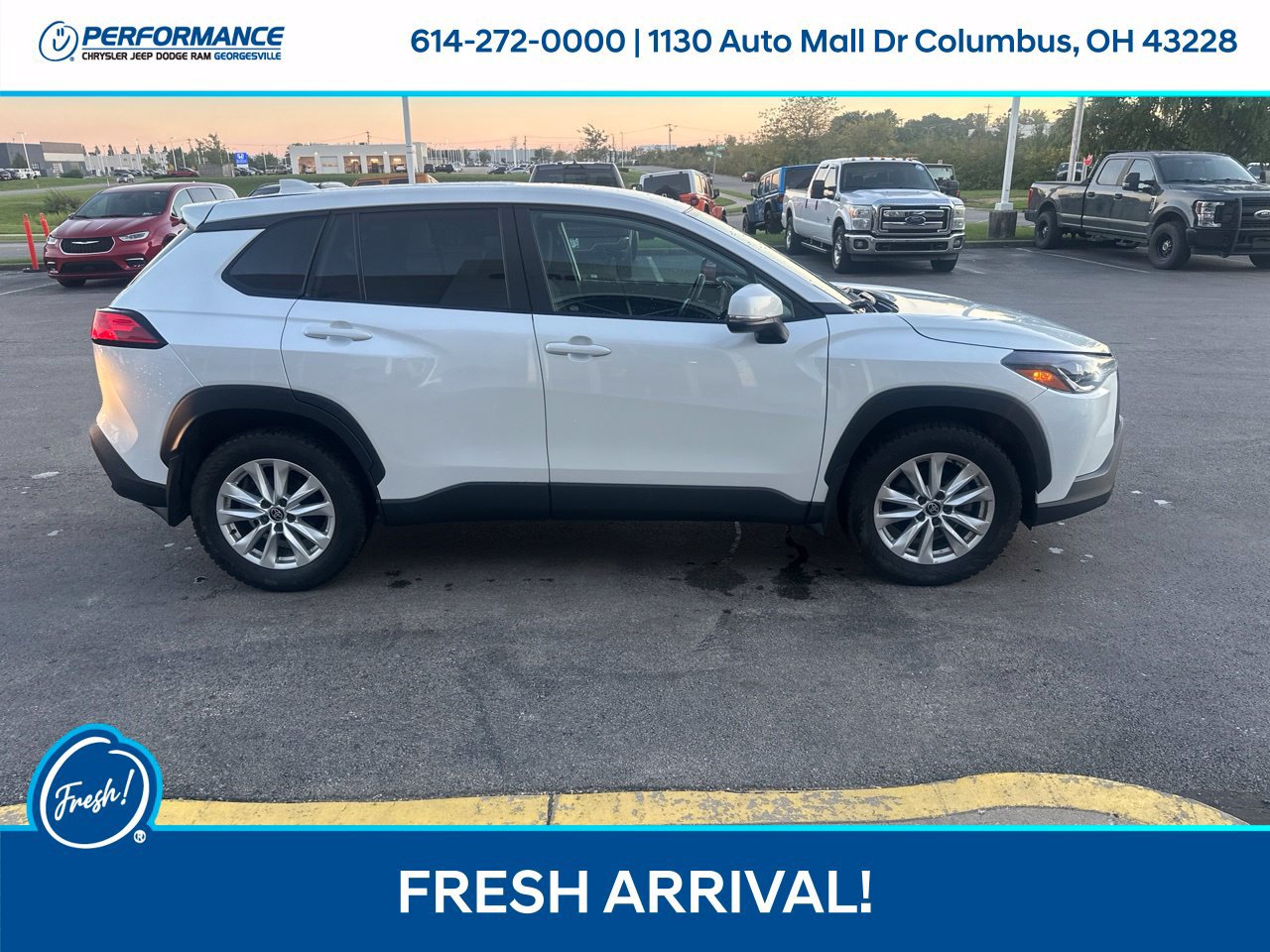 Used 2023 Toyota Corolla Cross LE AWD/4WD image 3
