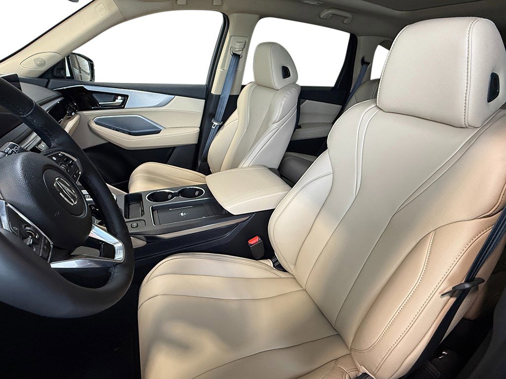 New 2026 Acura MDX SH-AWD image 14