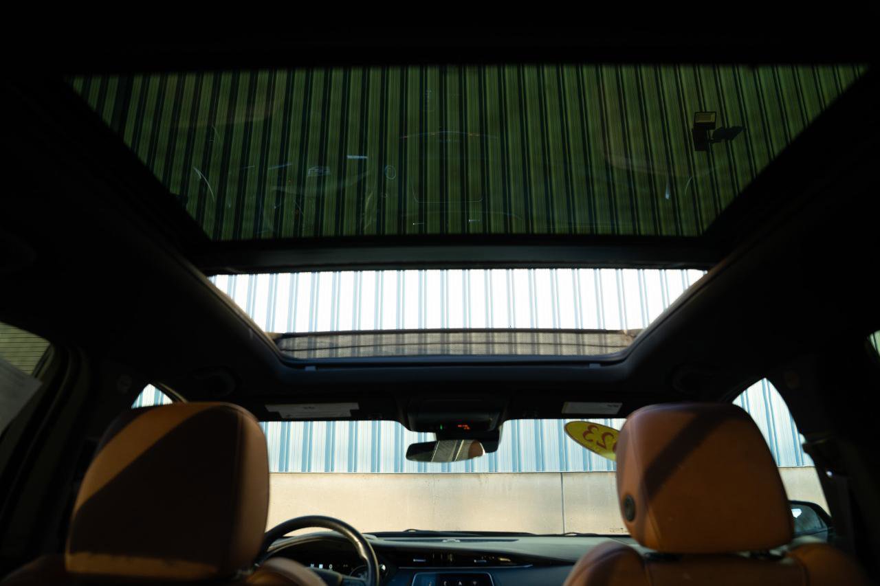 Used 2023 Cadillac XT4 Sport image 30