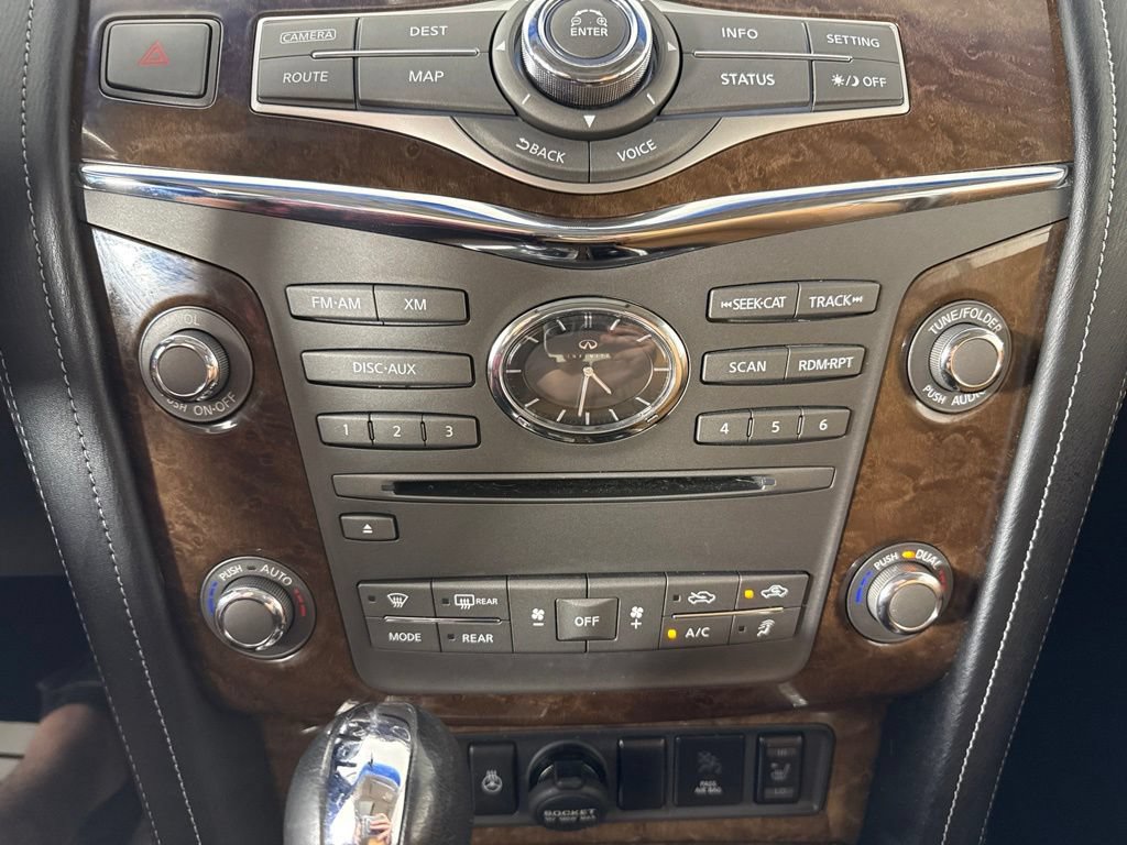 Used 2016 INFINITI QX80 4WD w/ Signature Edition Package image 21