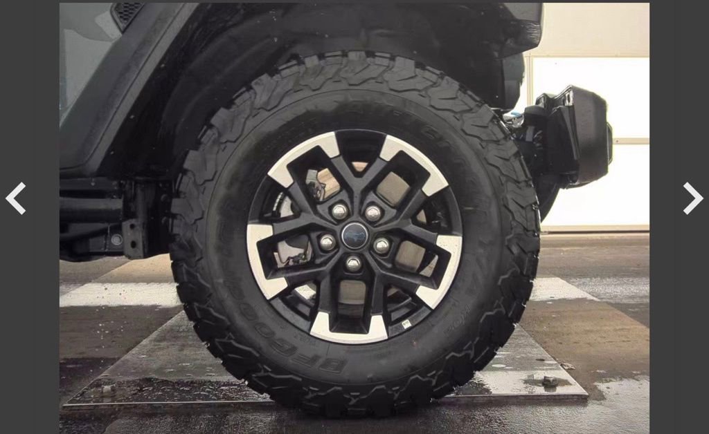 Used 2025 Jeep Wrangler Unlimited Rubicon 4xe image 9