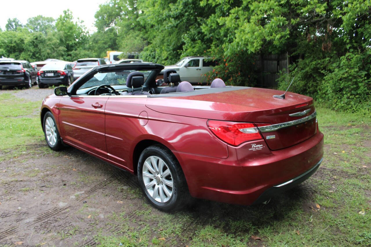 Used 2013 Chrysler 200 Touring image 9