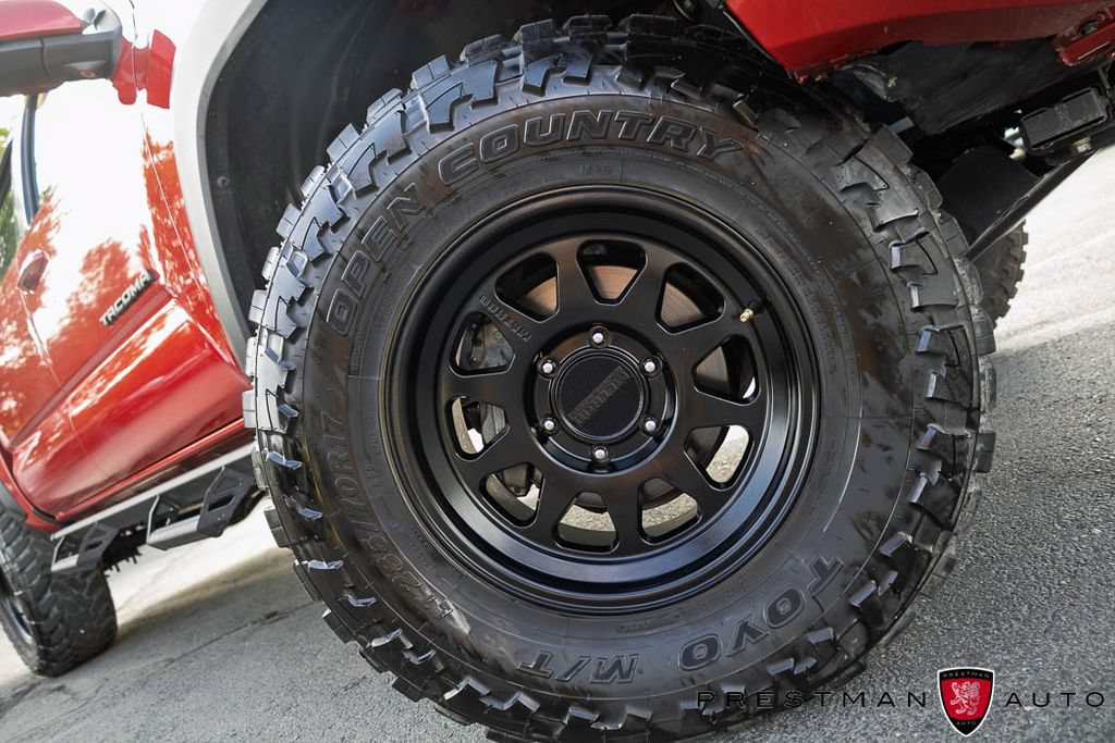 Used 2019 Toyota Tacoma TRD Off-Road AWD/4WD image 26