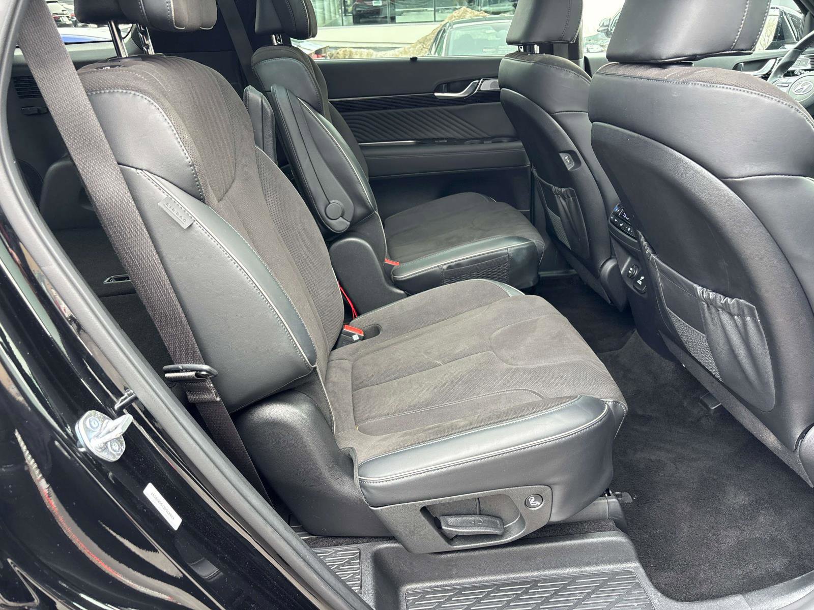 Used 2025 Hyundai Palisade Calligraphy AWD/4WD image 18