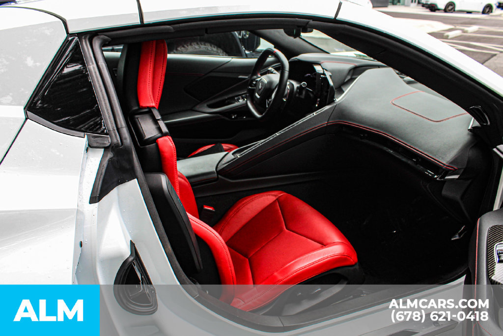 Used 2024 Chevrolet Corvette Stingray Convertible w/ 1LT RWD image 17