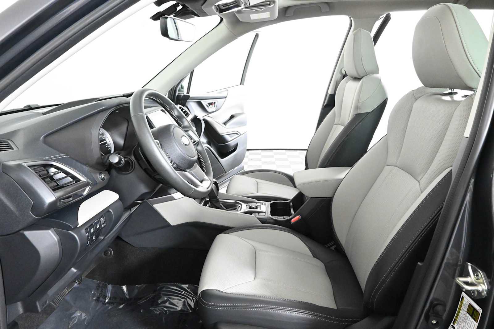 Used 2023 Subaru Forester Limited AWD/4WD image 20