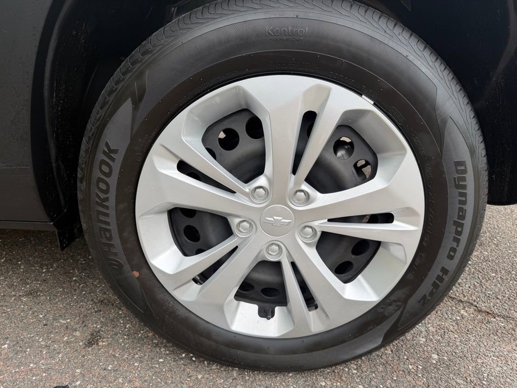Used 2024 Chevrolet Trax LS image 29