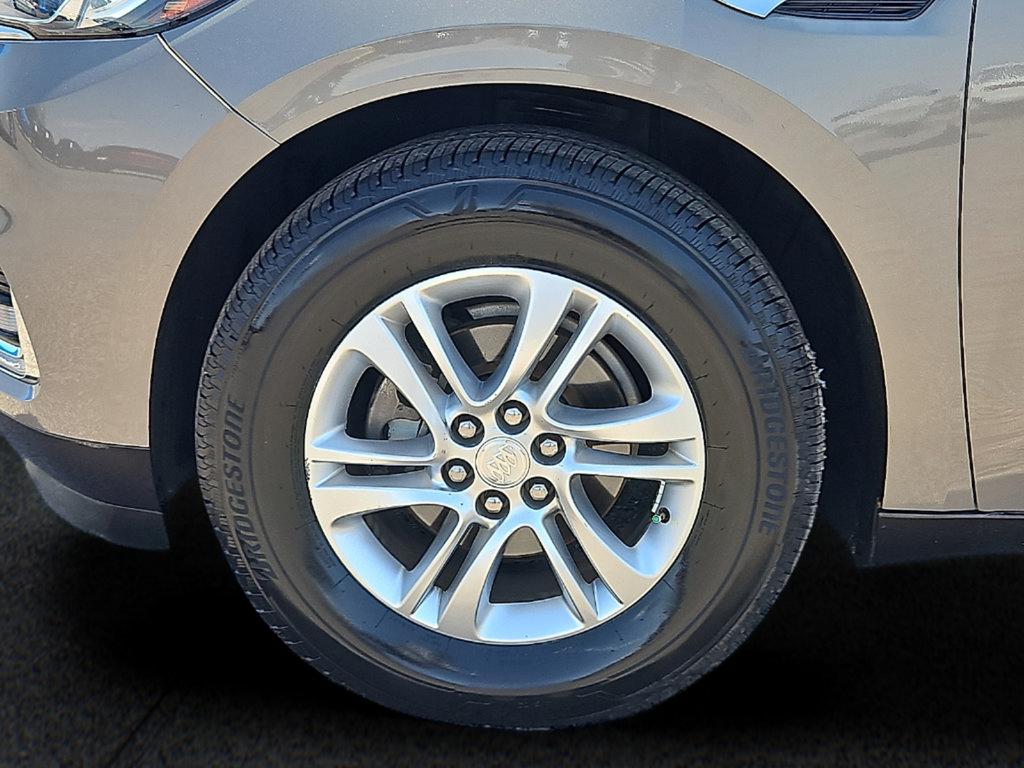 Used 2018 Buick Enclave Essence FWD image 8
