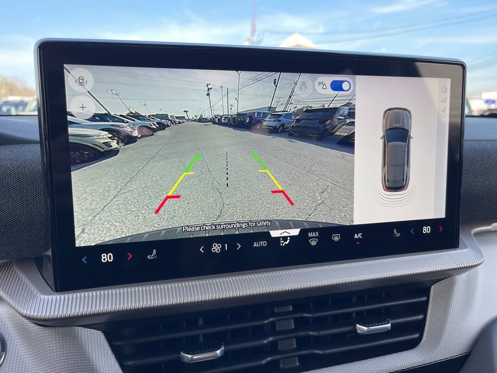 New 2026 Ford Explorer Active image 9