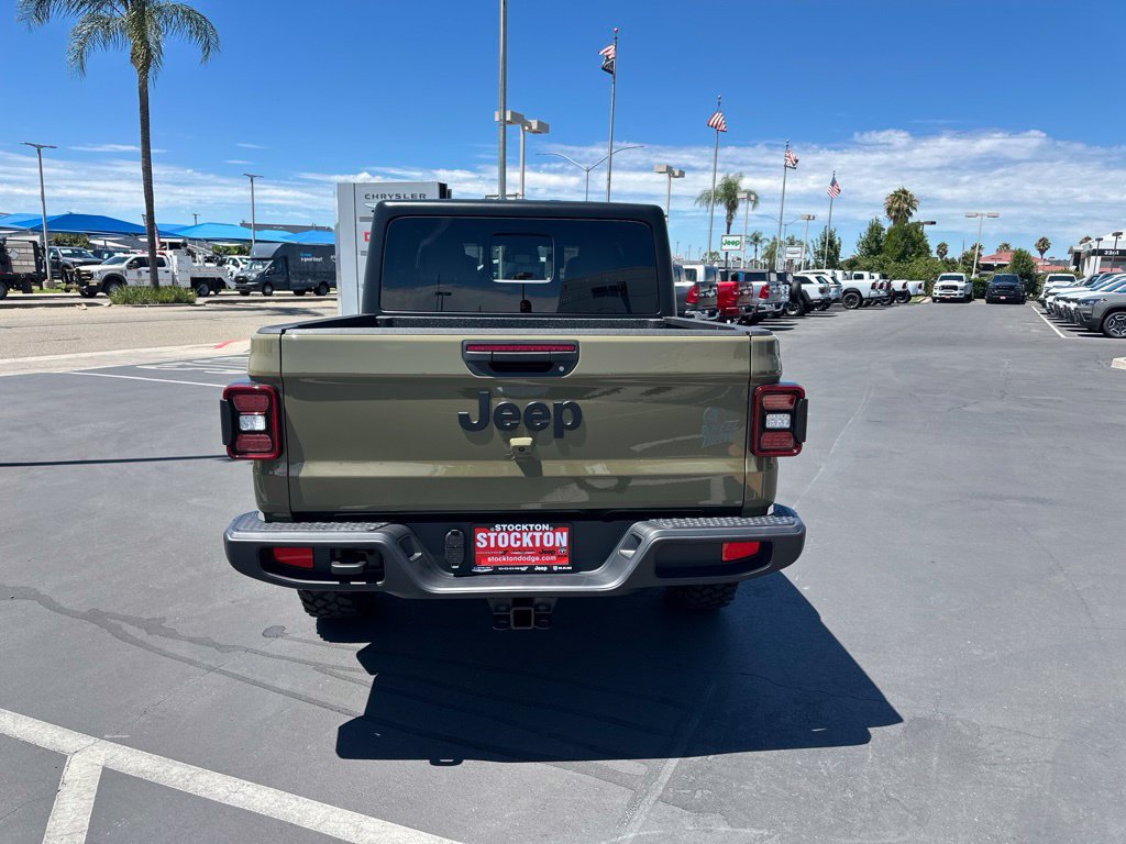 New 2026 Jeep Gladiator Willys AWD/4WD image 6