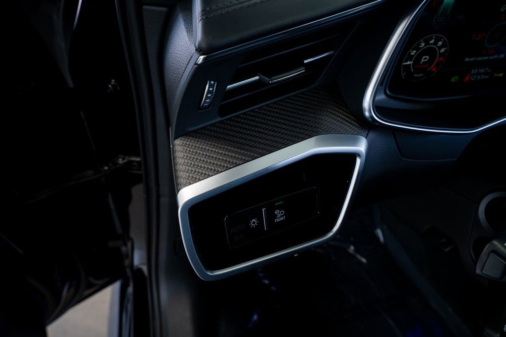 Used 2021 Audi RS 6 image 36