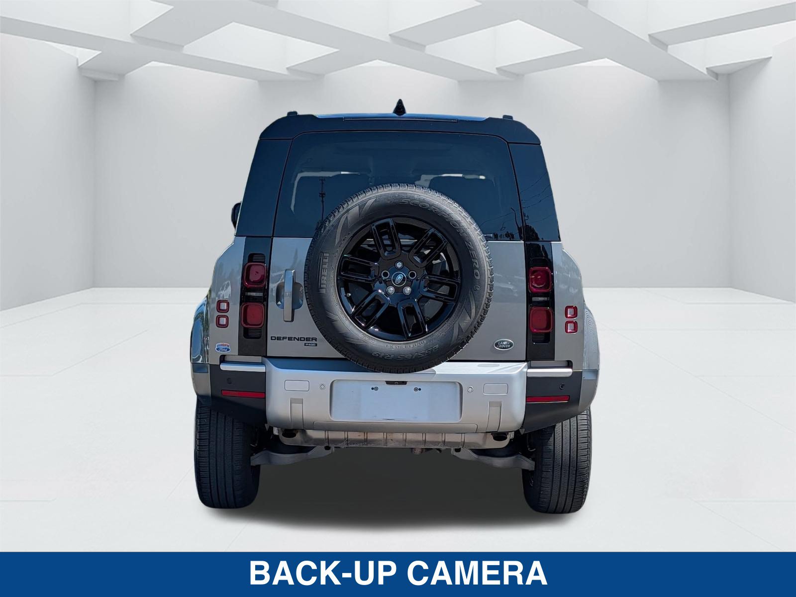 Used 2021 Land Rover Defender 110 SE AWD/4WD image 6