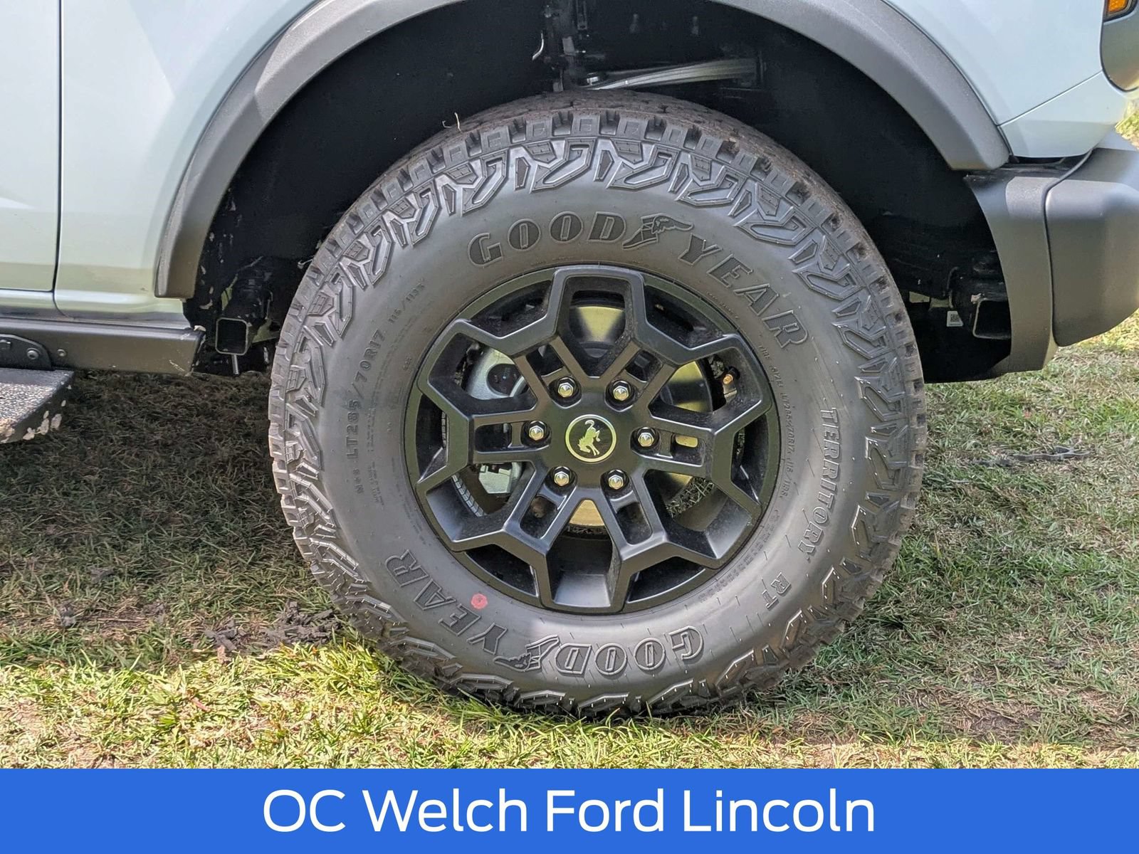 New 2026 Ford Bronco Badlands AWD/4WD image 5