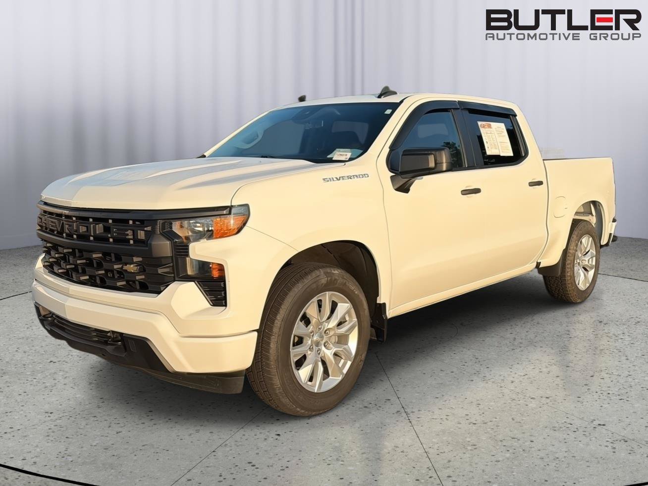 Used 2022 Chevrolet Silverado 1500 Custom RWD image 1