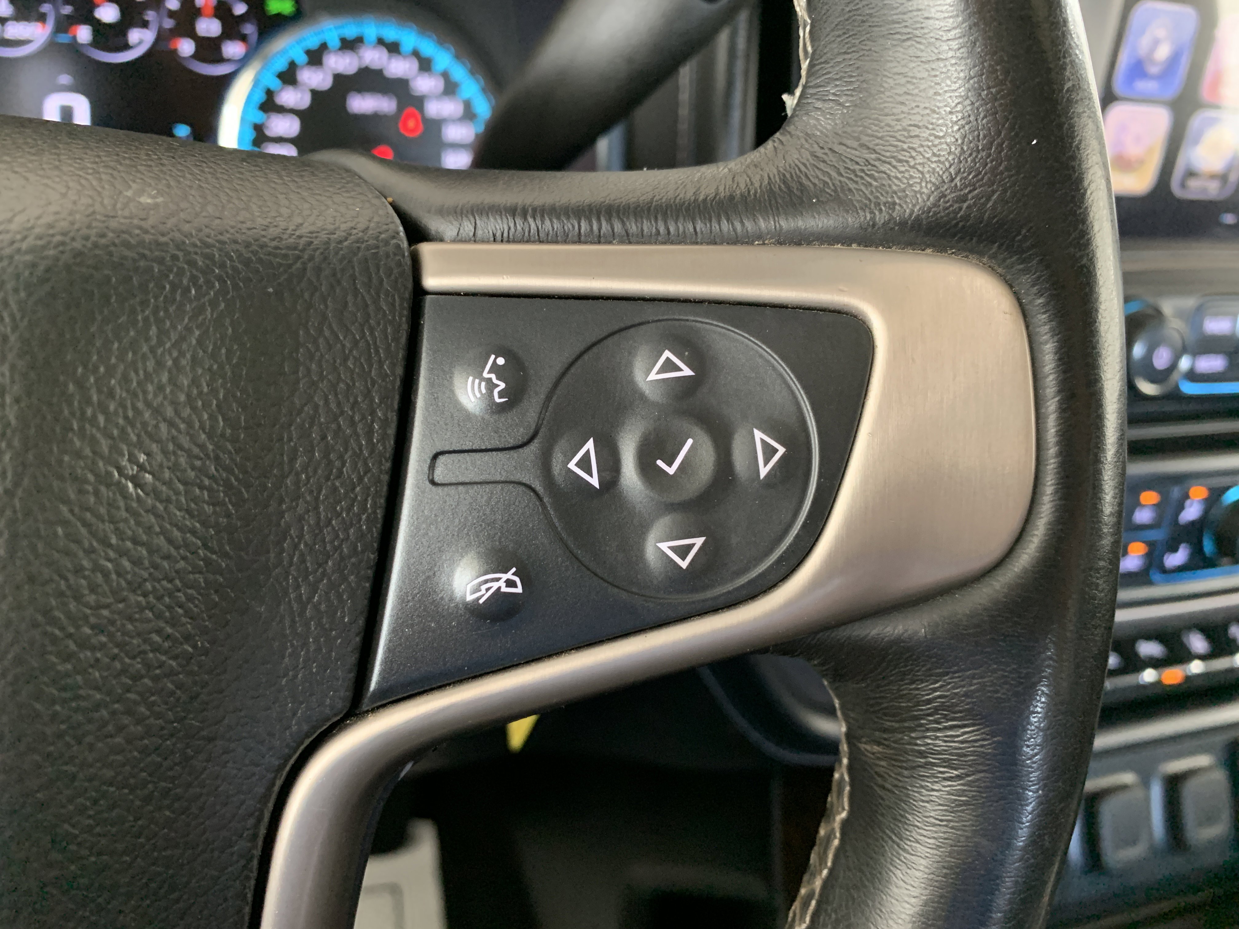 Used 2018 GMC Sierra 2500 Denali w/ Duramax Plus Package image 24